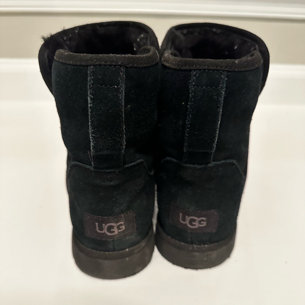 UGG Cory II Bootie